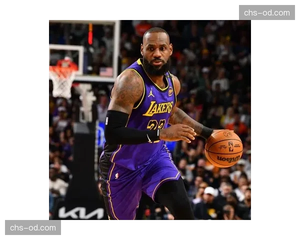 湖人近期防守效率高居联盟第二 每百回合净胜分14.6 湖人近期防守效率高居联盟第二 每百回合净胜分14.6